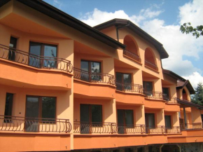 Отель Family Hotel Emaly Green  Сапарева-Баня